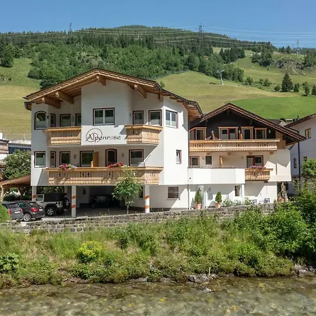 Alpenrose Hotel-Garni-3