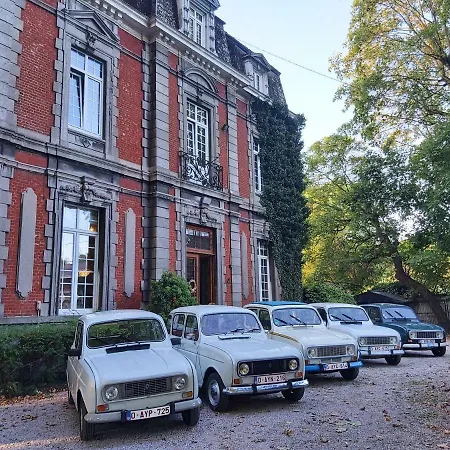 Château Lambert Hotel-Resto-Parking-Shuttle, a 1 ha green Oasis at 8 min from CRL Airport without any noise-2