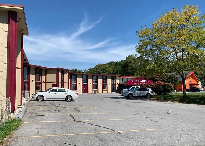 Red Carpet Inn & Suites Ebensburg