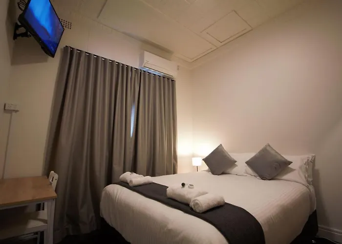 Sydney Junction Hotel