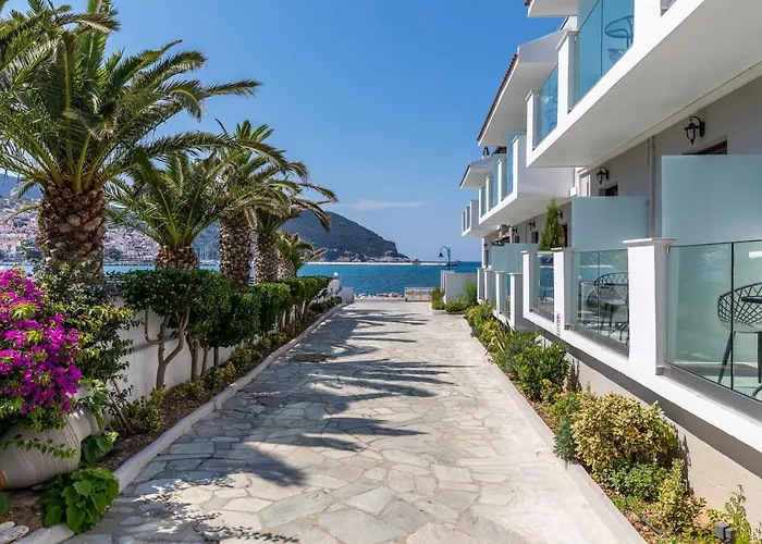 Olia Green Residence