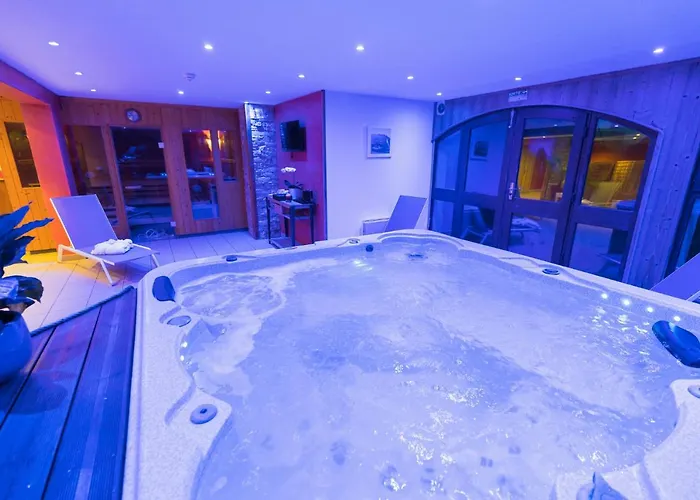 Hotel Alpazur Val Cenis à Lanslebourg-Mont-Cenis
