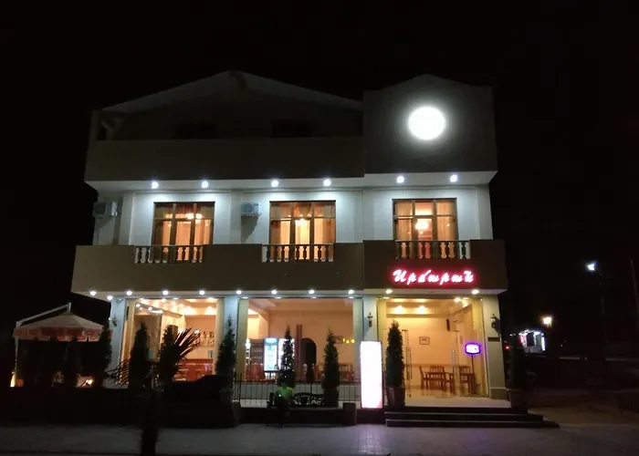 Ruzan Hotel