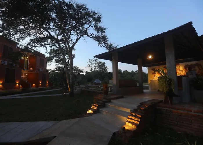 Monaara Leisure - Anuradhapura