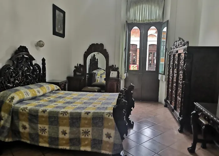 Hotel De Los Banos