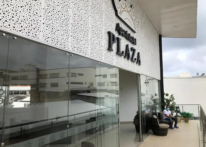 Apartahotel Plaza