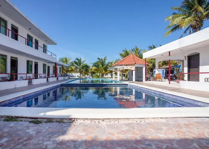 Pelican Inn At Las Dunas Chelem