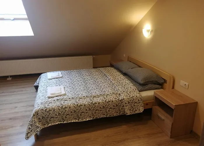 Viesbutis Kelyje