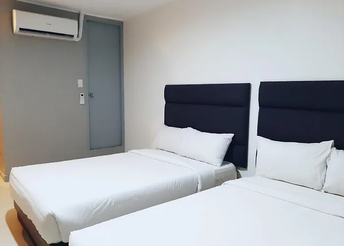 Anex Hotel Near Roxas Boulevard