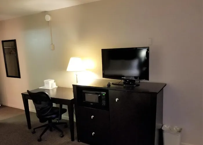 Ramada By Wyndham Washington