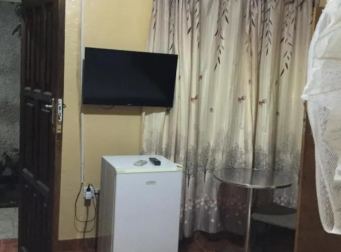 Maldec Executive Lodge