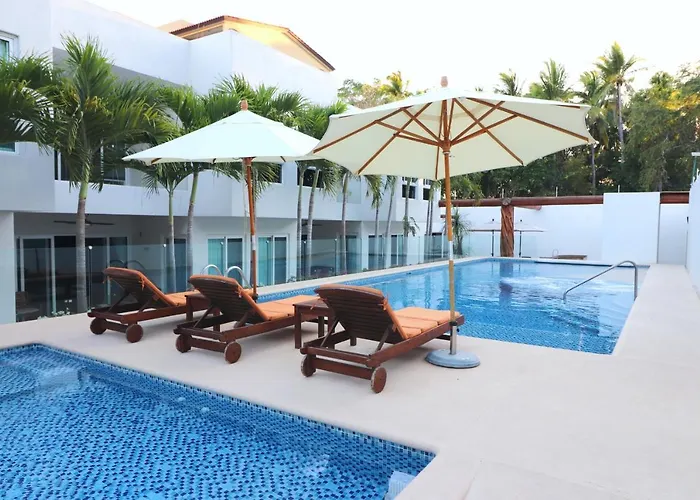 Lydmar Boutique Hotel