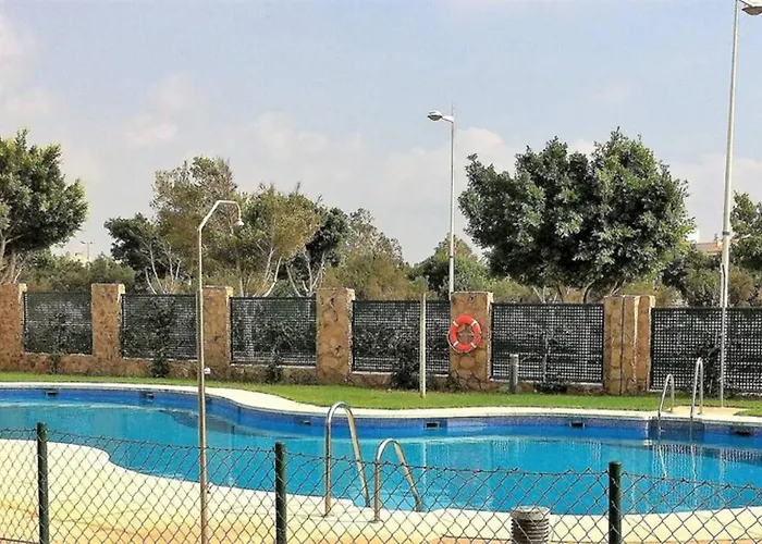 Chill Out Ground Floor Apartm +Private Garden+Wifi