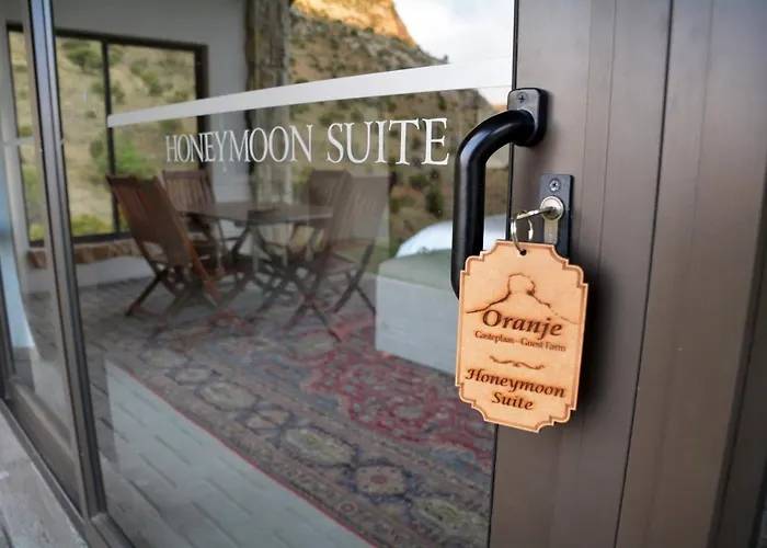 Oranje Guest Farm
