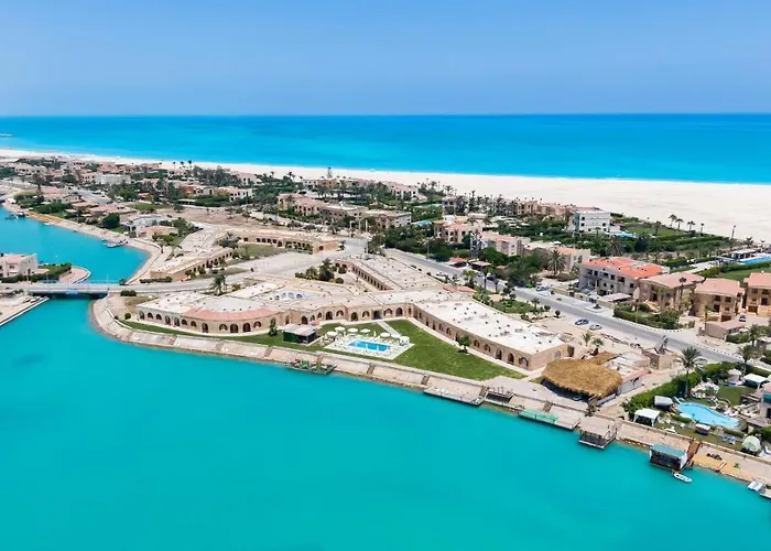 Golden Lake Marina Hotel