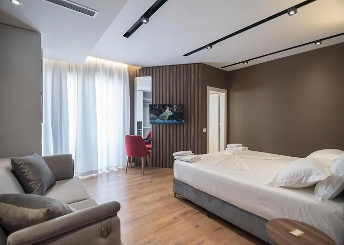 Hotel PortSide GF
