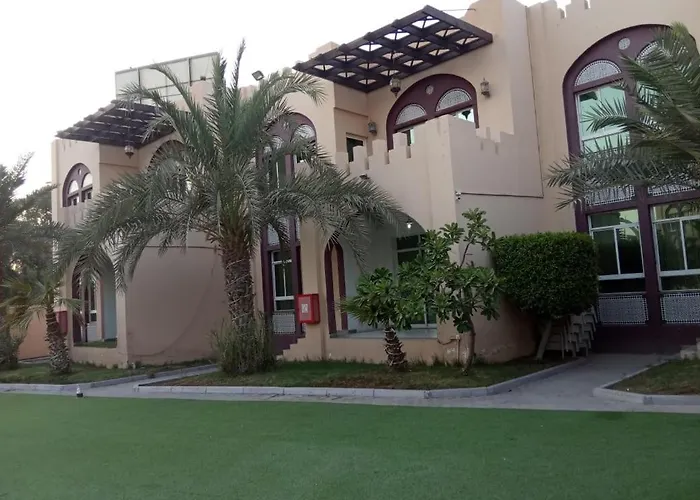 Corniche Palace Hotel