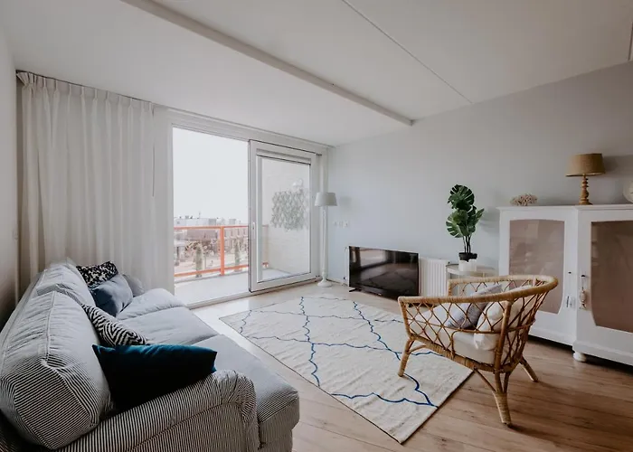 Stijlvol Appartement Op Strand Makkum