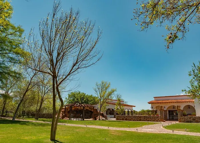 Urajan De Luna Hotel Boutique & Spa