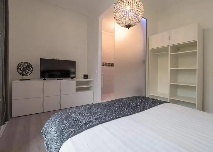 Executive Double Room With En-Suite City Centre In Guest House R1