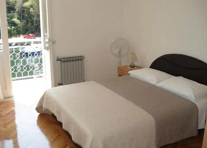 Apartments Luka