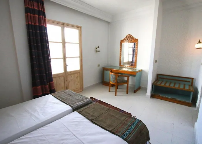 Hotel Best Beach- Family Only