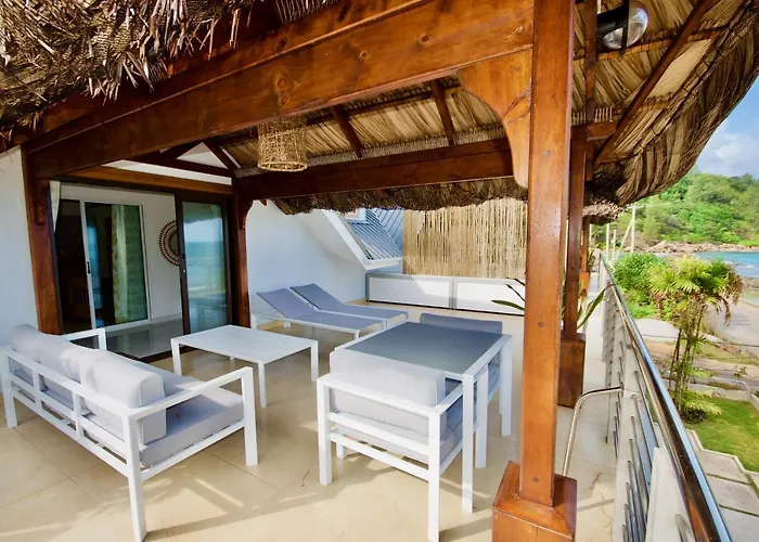 La Petite Maison And Sea Splash