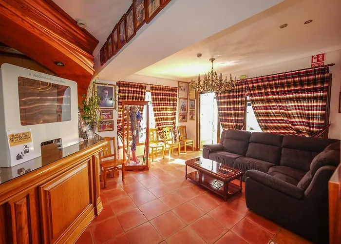 Hotel Flor De La Mancha