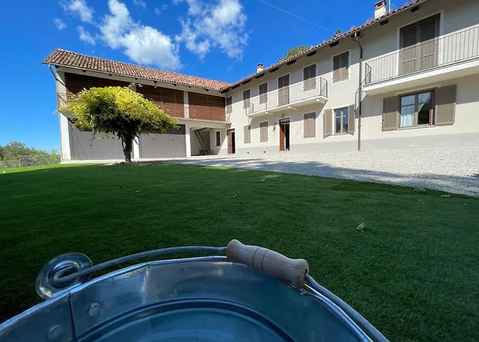 Bed and Breakfast Al Laghetto La Morra