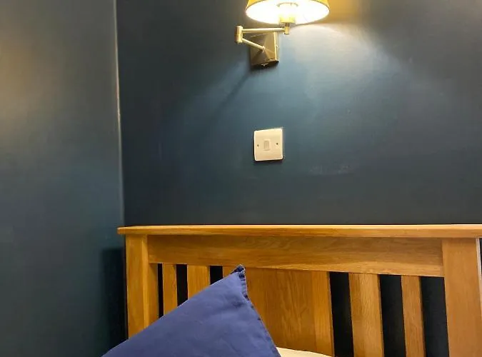 Brentwood Guest House
