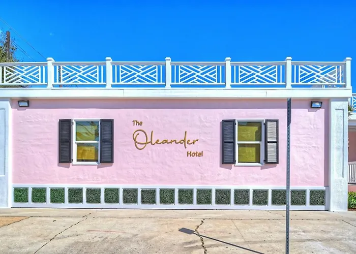 Room 8 Oleander Hotel Downtown Galveston Hotel Near Cruise Terminal & Beach