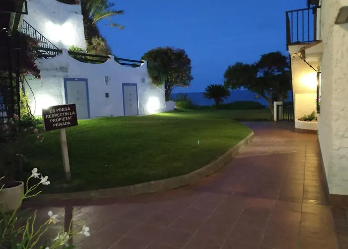 Little Paradise . Apartment In Front Of The Sea