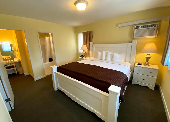 Hollywood Celebrity Hotel