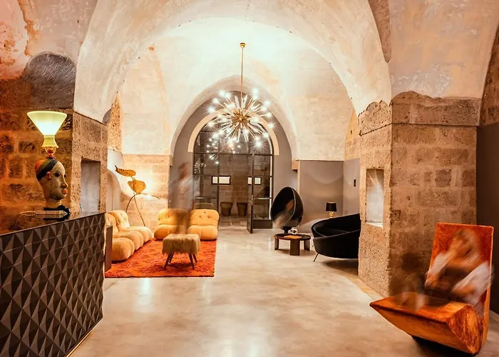 Ricci Rooms