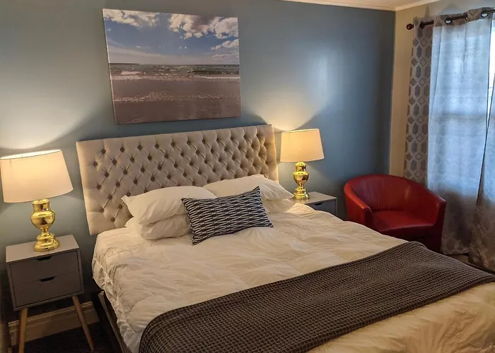 Huron Inn