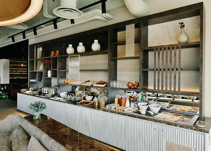 Golden Tulip Reims Bezannes
