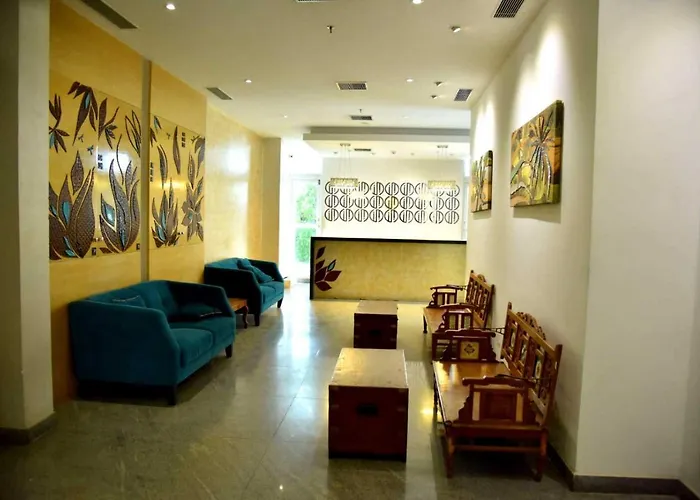 Hotel Sabareesh Park