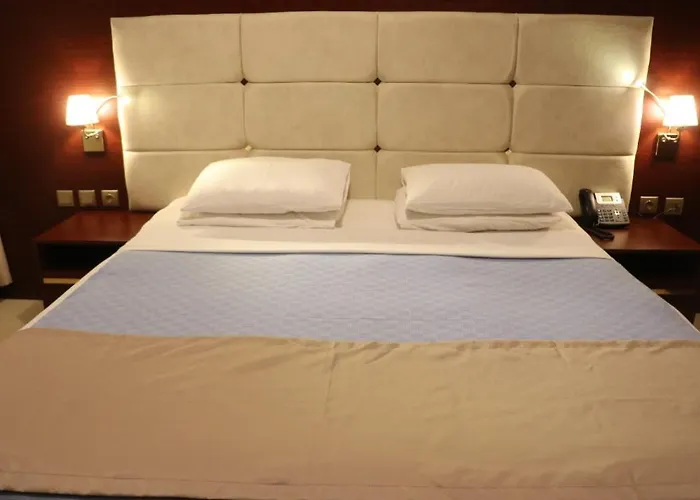 Golden Airport Hotel