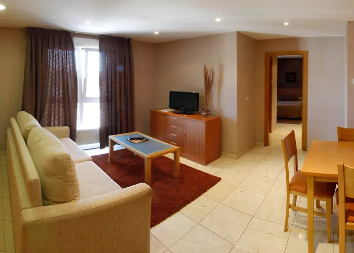 Apartamentos Ciudad De Lugo