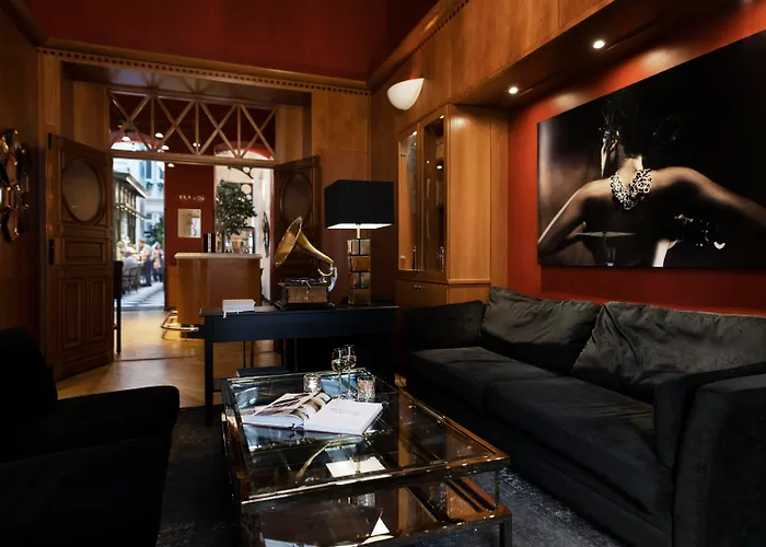 Elite Plaza Hotel