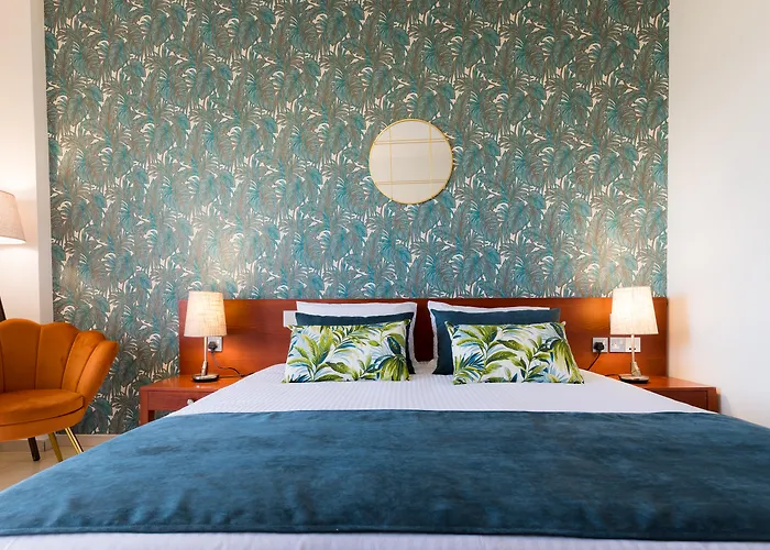 Cavo Zoe Seaside Hotel