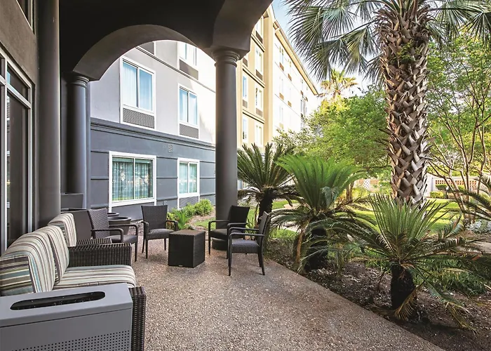 La Quinta By Wyndham Austin Airport