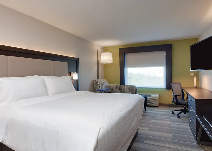 Holiday Inn Express Hotel & Suites Fort Lauderdale Airport/Cruise Port By Ihg