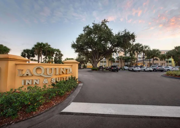 La Quinta I-95 Deerfield Beach - Next To The Home Depot & Behind The Wawa