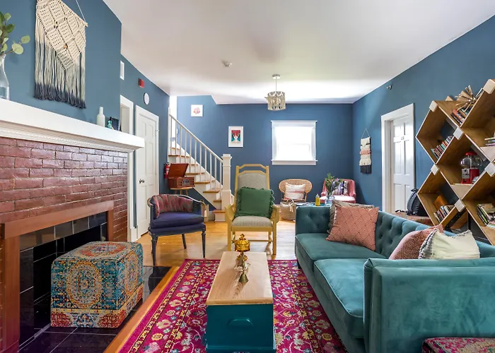 Miami River Inn By Renzzi