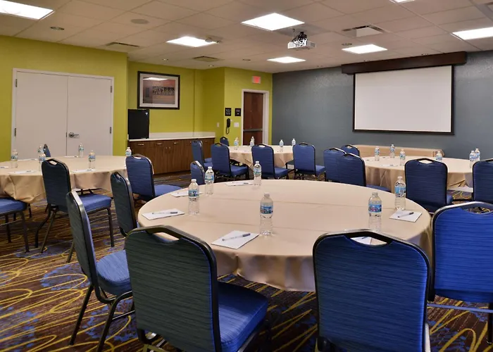 Hampton Inn & Suites Ann Arbor West