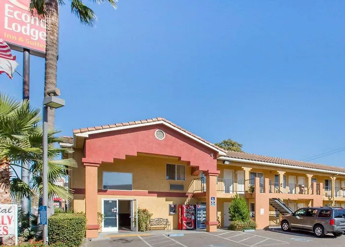 Econo Lodge Inn&Suites Lodi - Wine Country Area