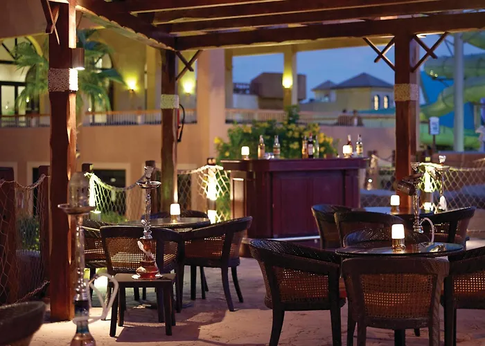 Coral Sea Aqua Club Resort
