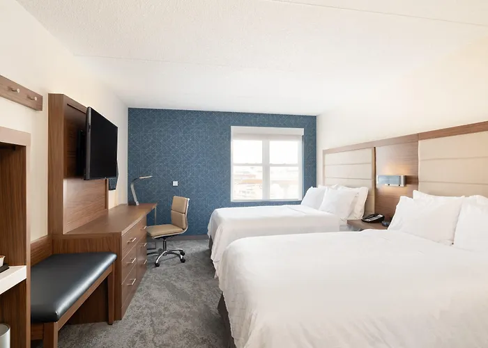 Holiday Inn Express & Suites Boston - Cambridge By Ihg
