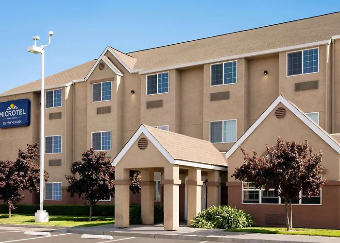 Microtel Inn & Suites Lodi